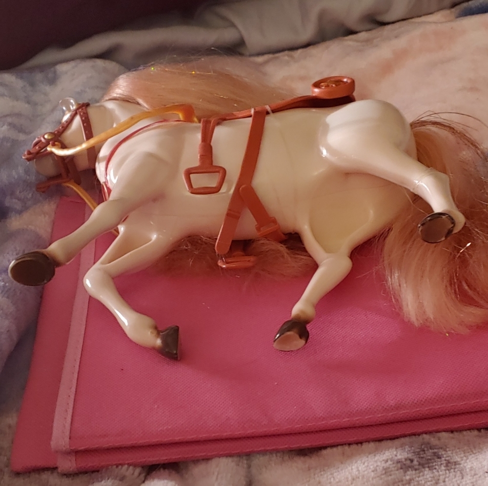 SOLD Toy Disney Rapunzel's Maximus Horse - Picture 5 of 7